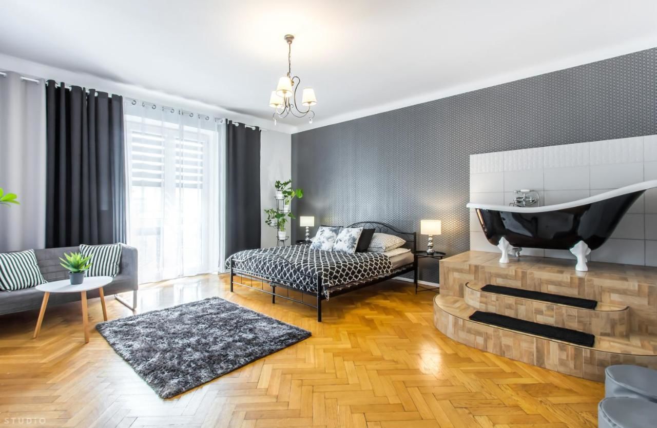 Апартаменты ClickTheFlat Apartment Chmielna 7 Варшава-7